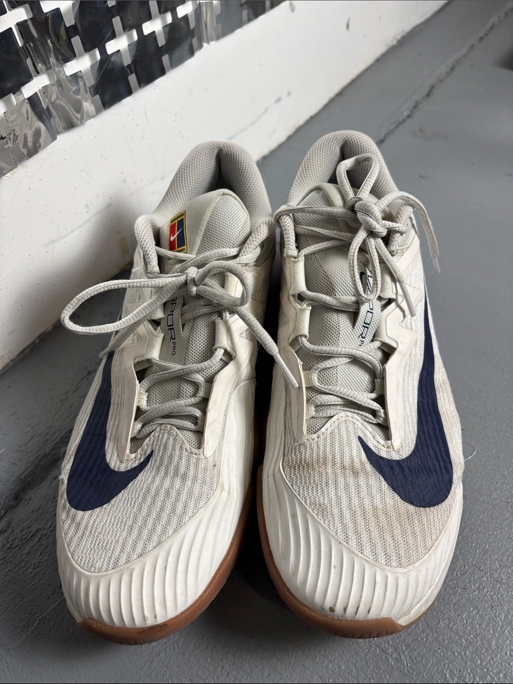 Nike Men’s Cream and Navy Athletic Training Sneakers